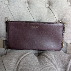 DKNY Crossbody Saffiano Bag kn maroon